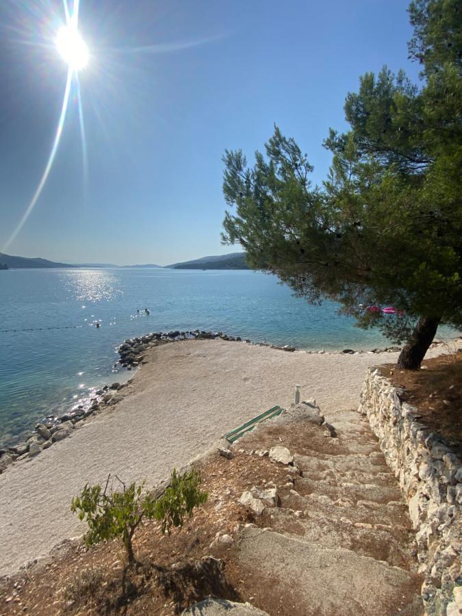 Villa Lovric Marina Εξωτερικό φωτογραφία